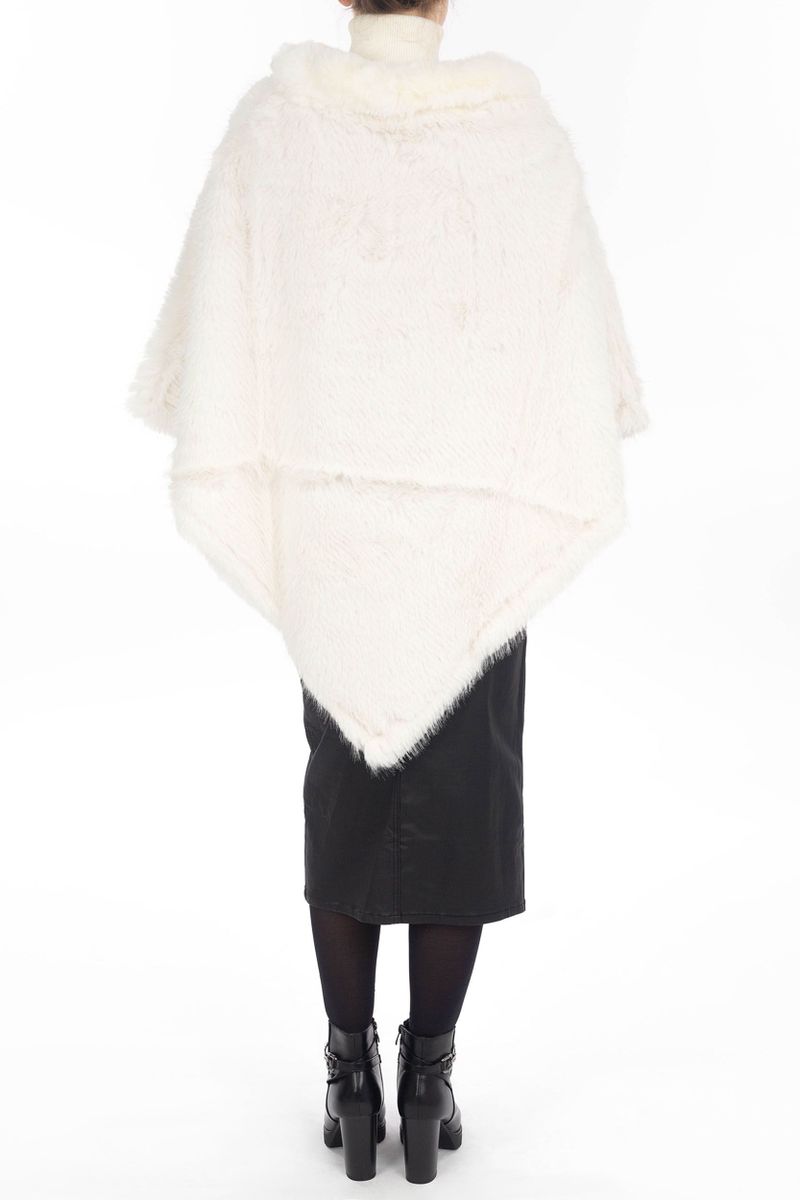 Flauschiger Webpelz- Poncho