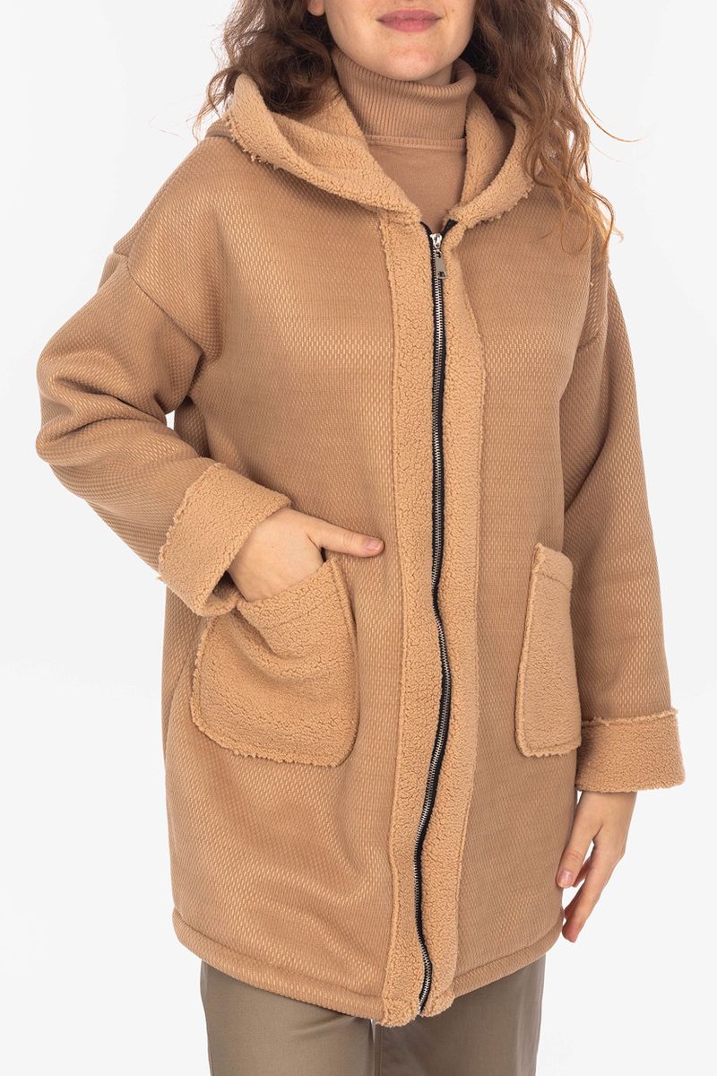 Hooded jacket with teddy fleece inside