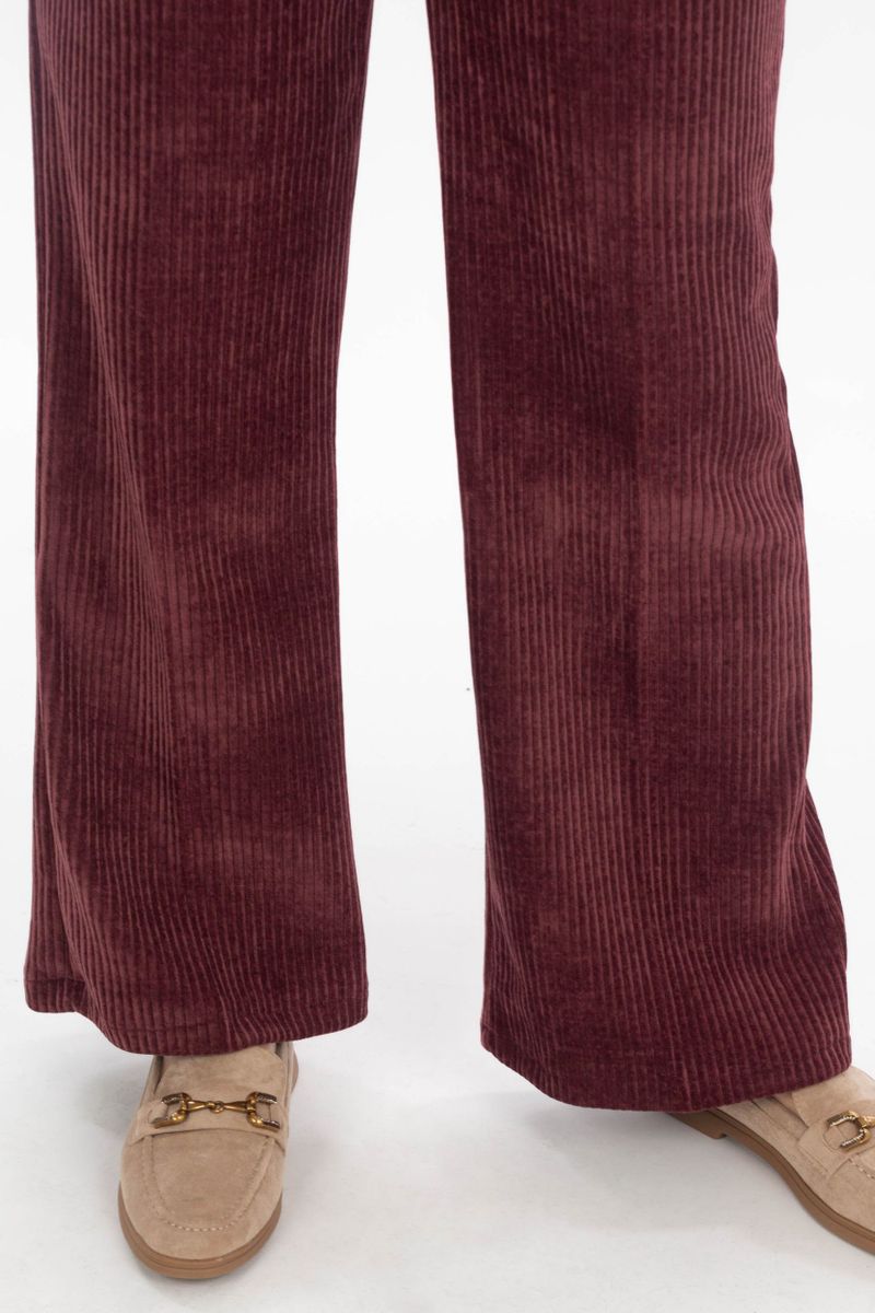 Pantalon de corde avec longue jambe