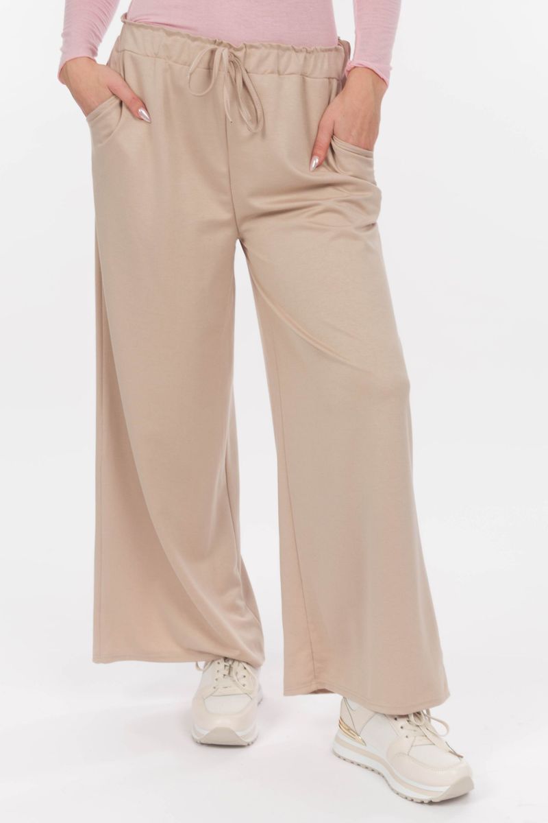 Palazzo trousers with a wide leg