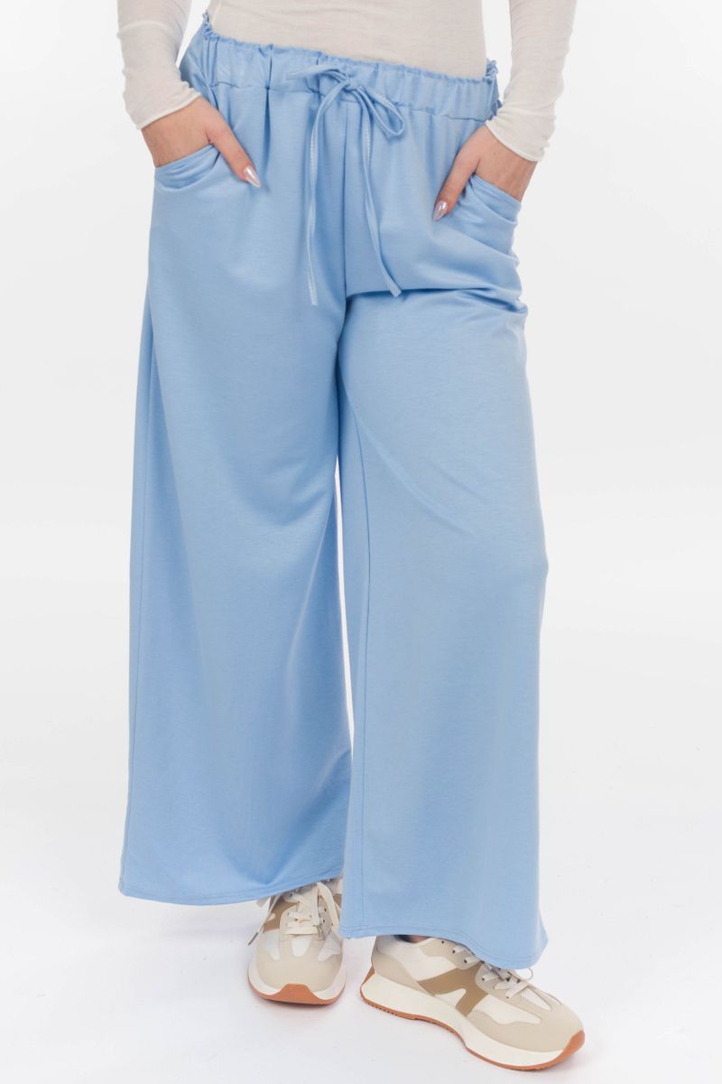 Palazzo trousers with a wide leg