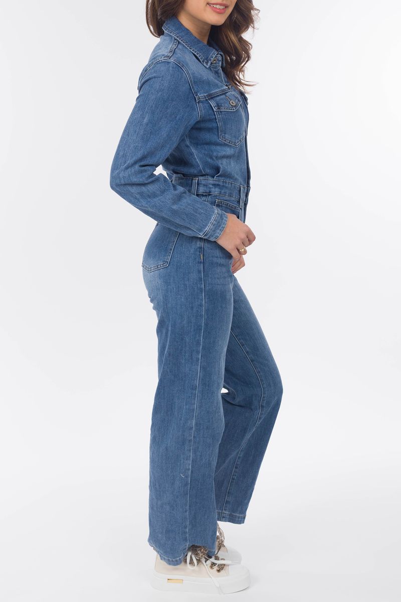 Jeans dans l'ensemble