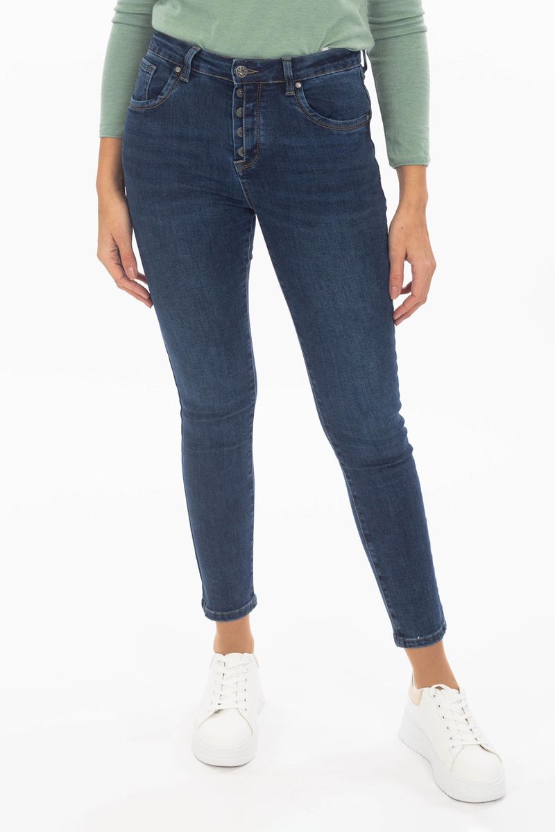 High-tail skinny jeans met een knoopbalk