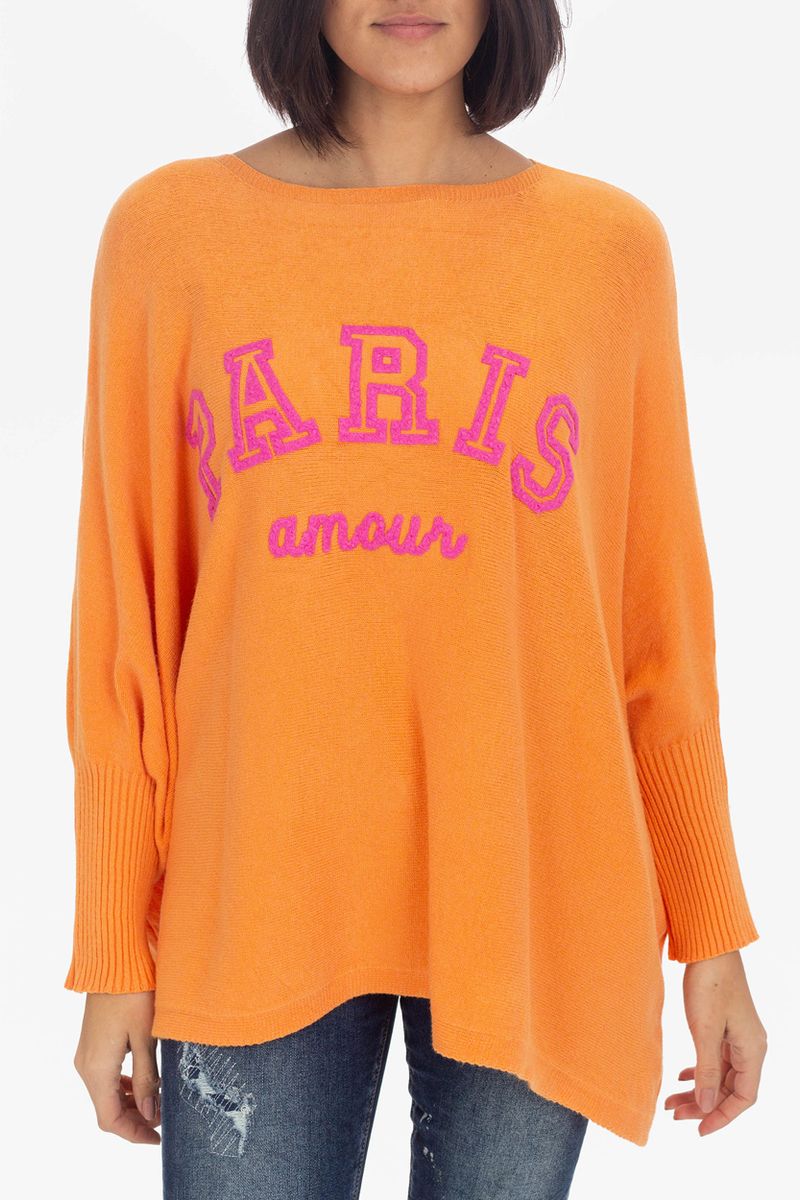 Oversize sweater with lettering