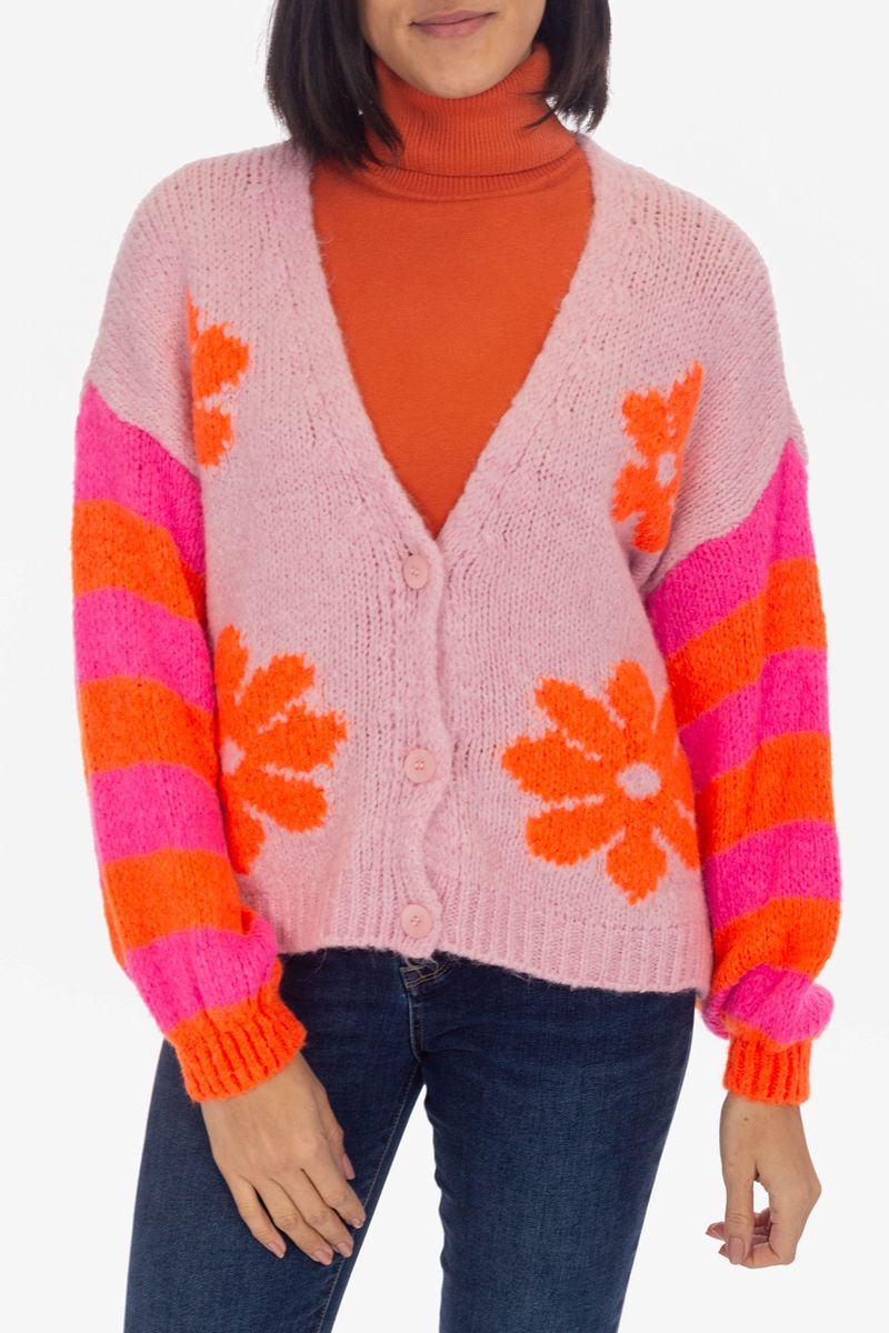 Cardigan flower pattern