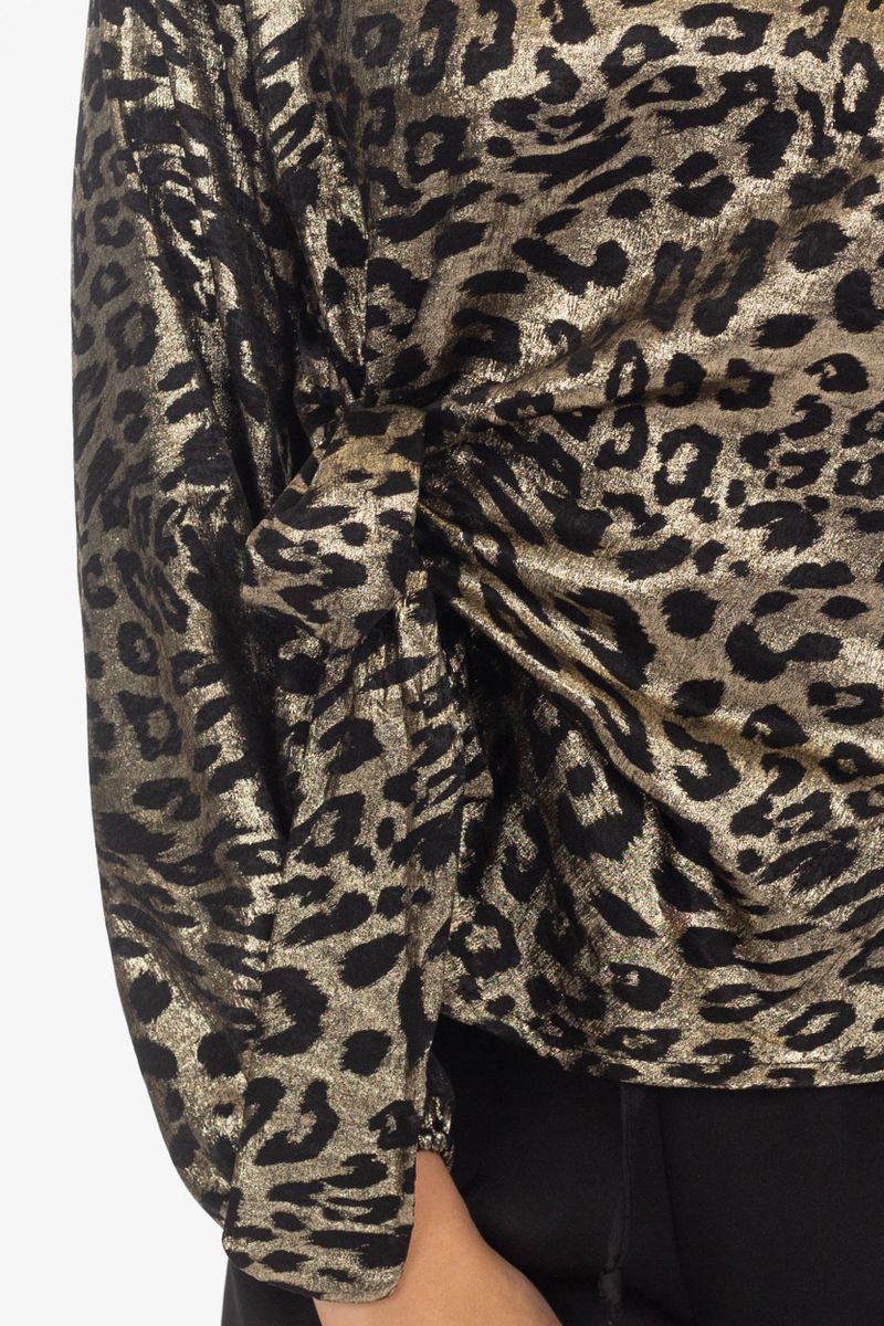 Leopard blouse with waist belt