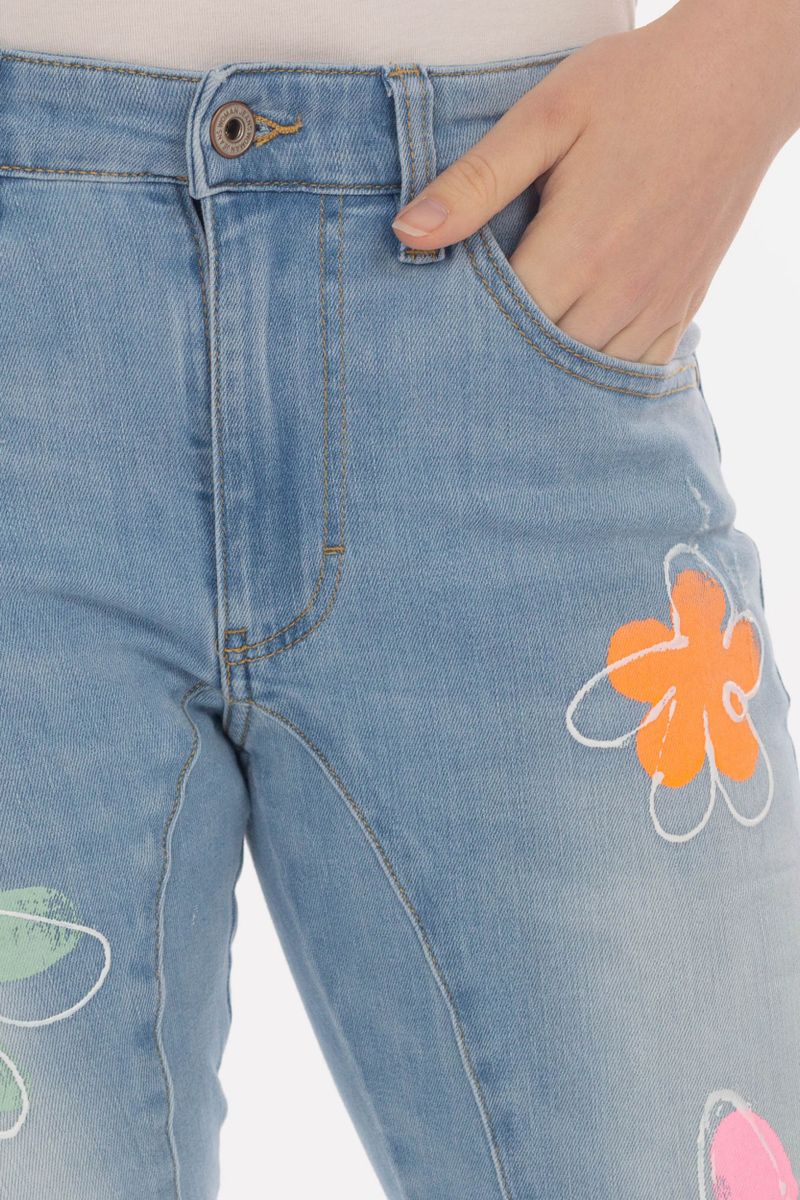 Vriendje jeans met bloemen print