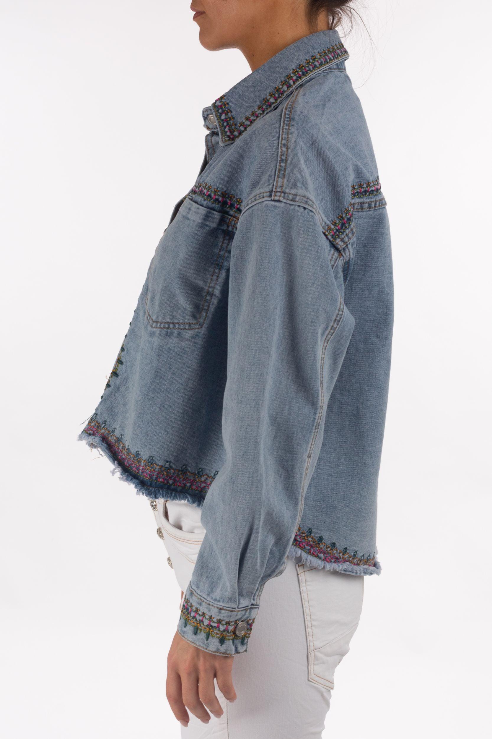 Jeansjacke mit Stickereien - La Strada