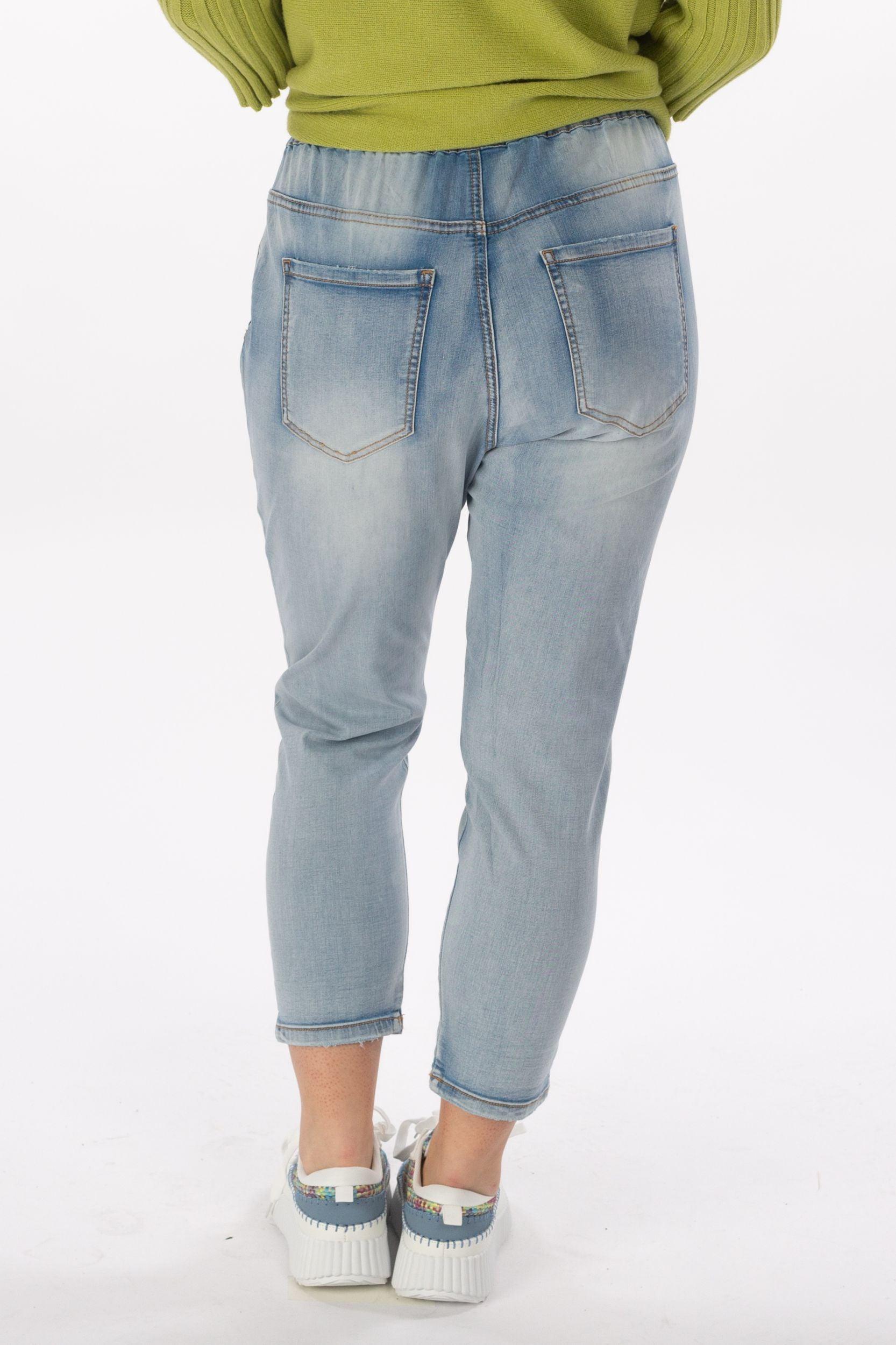 Relaxed Fit Jeans mit floralem Muster - La Strada